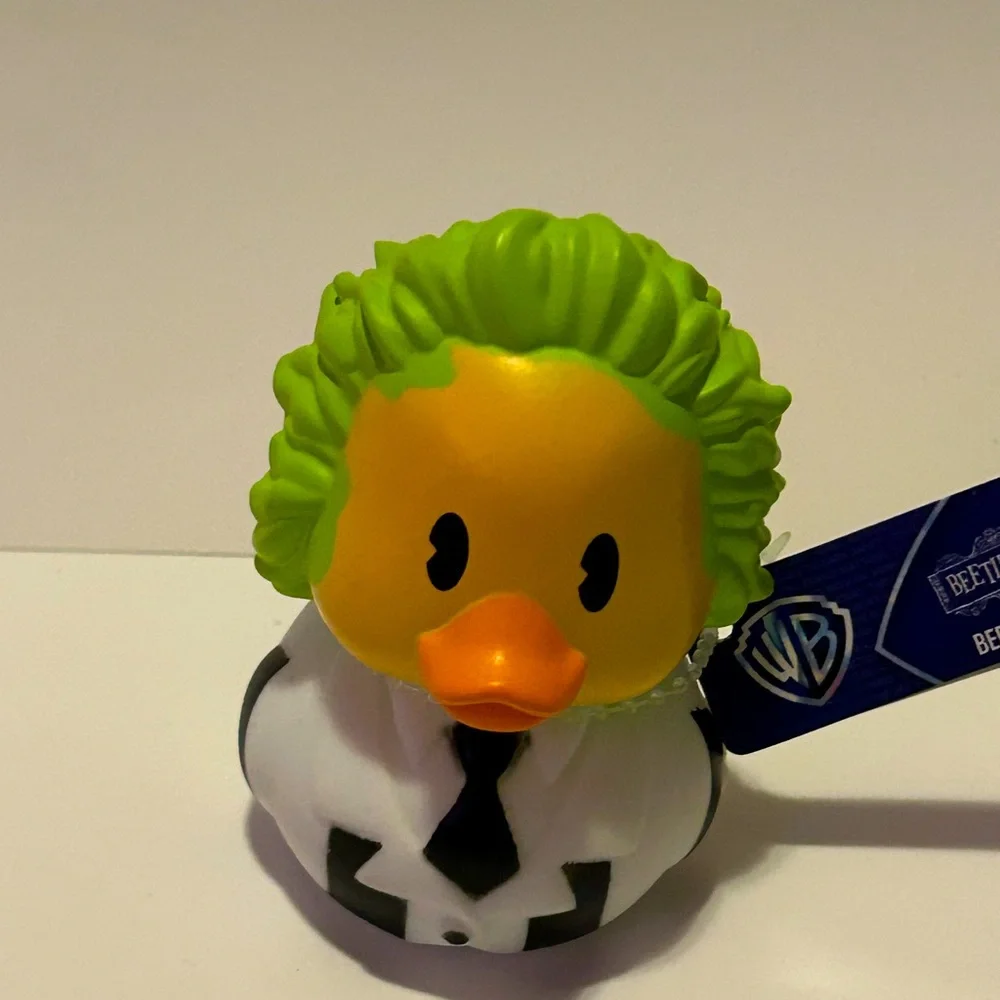 Warner Bros. Horror Icon Ducks-Set includes: Beetlejuice, Pennywise & Gizmo(NWT)